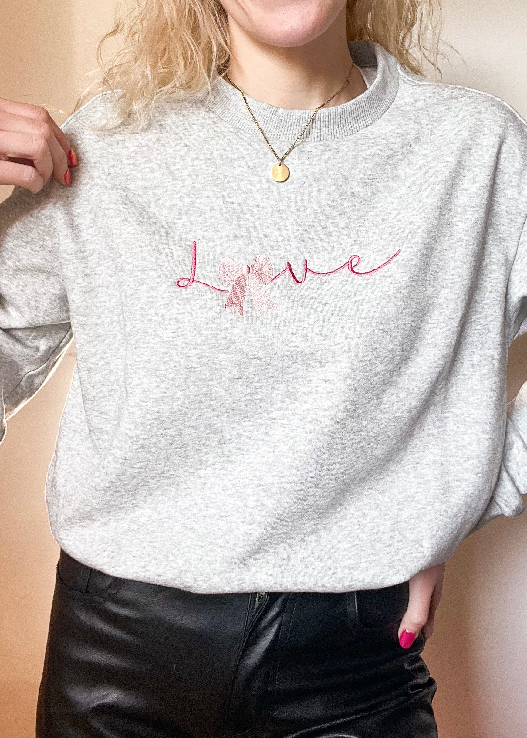 Pulover LOVE (grey)