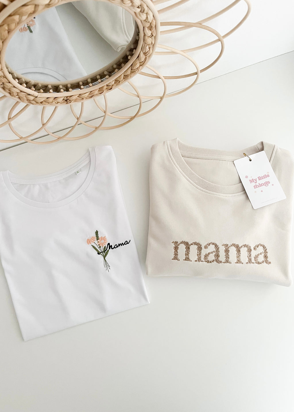 Pulover MAMA FLOWERS